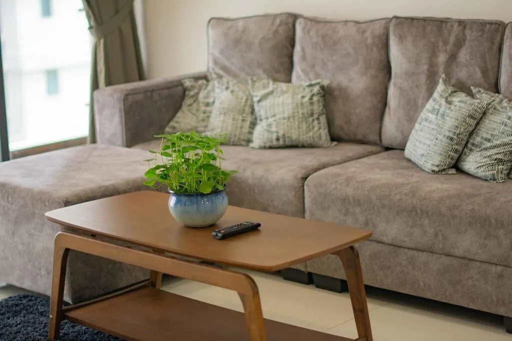 3Br Seaside Condo Johor Bahru 8-12Pax Ma­lay­sia